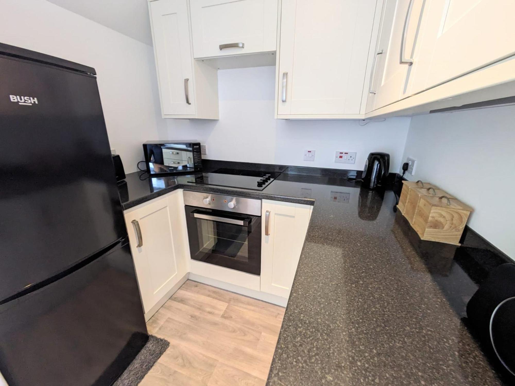 2 Bedroom Townhouse With Seaview On The Nc500 Wick Wick  Exterior foto